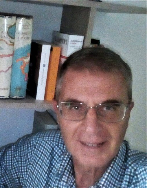 Enrico Rossi  Autore  del libro della casa editrice Edizioni Italiane con sede in Umbria
